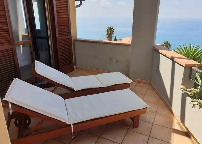 Casa Bonifati بيت للعطل *